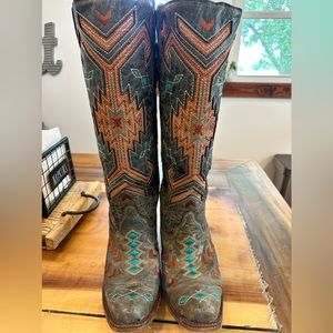 Corral boots high top only worn one time